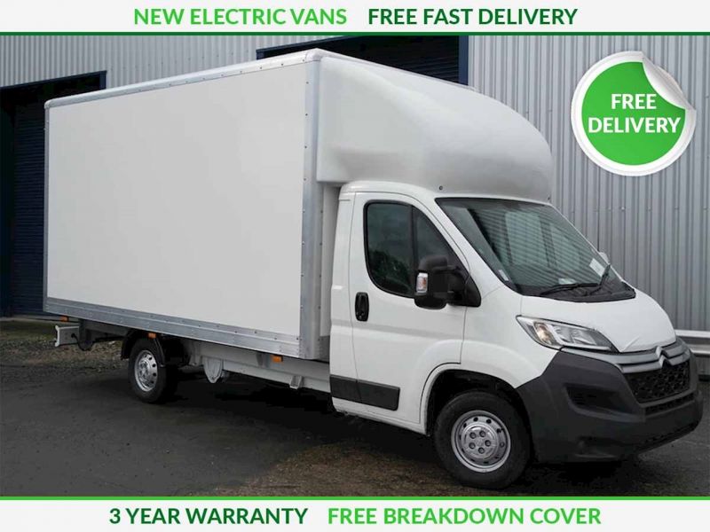 Citroen E-Relay Luton vs Renault Master Z.E. Luton