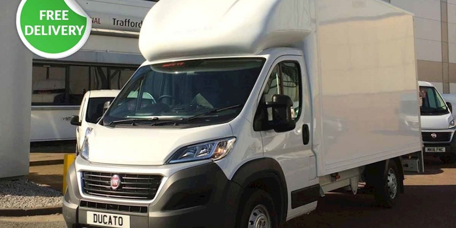 Citroen E-Relay Luton vs Fiat E-Ducato Luton