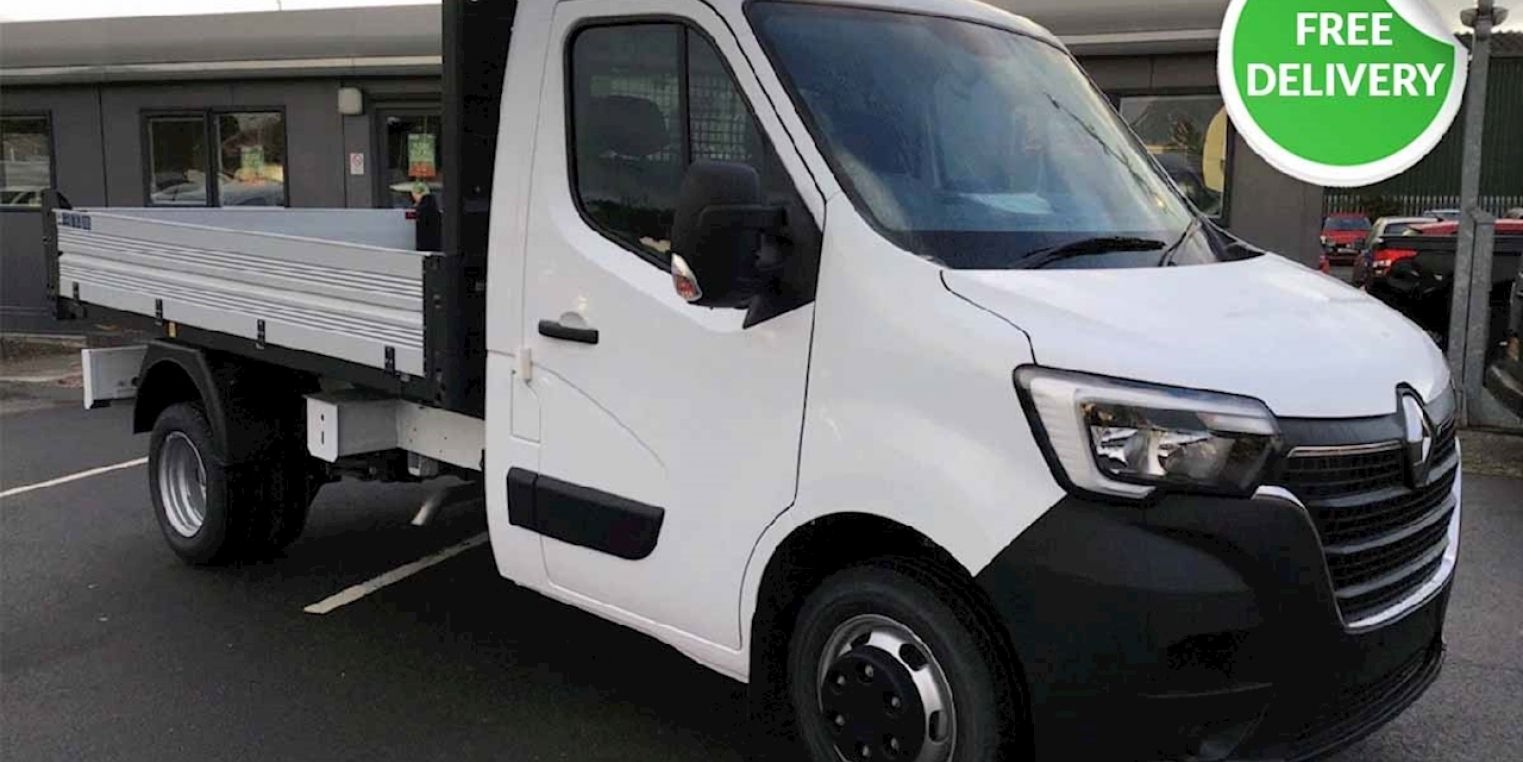 Ford E-Transit Tipper vs Renault Master Z.E. Tipper