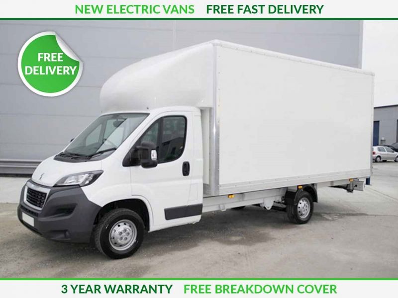 Luton: Citroen E-Relay vs Peugeot e-Boxer