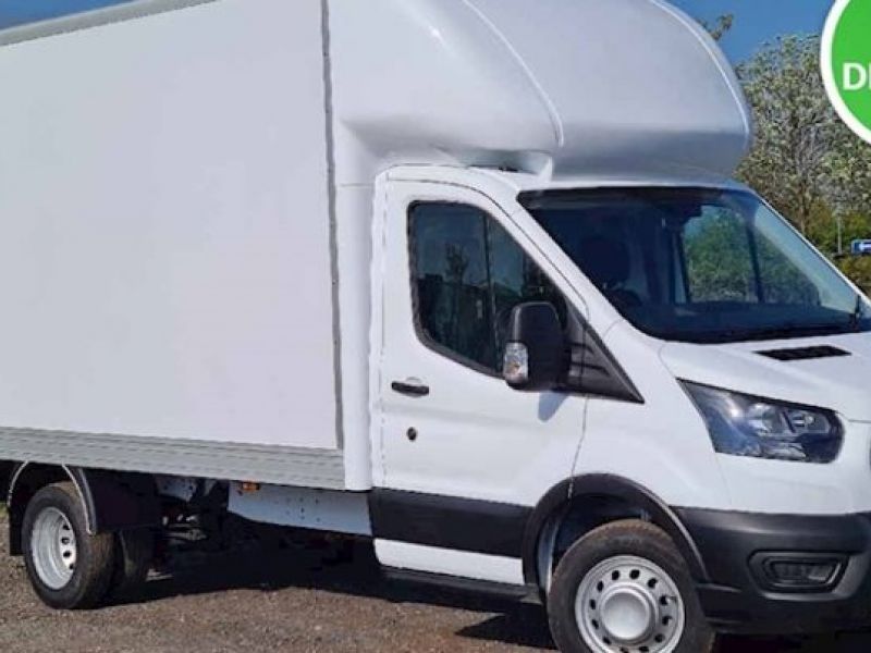 Luton: Ford e-Transit vs Volkswagen E-Crafter