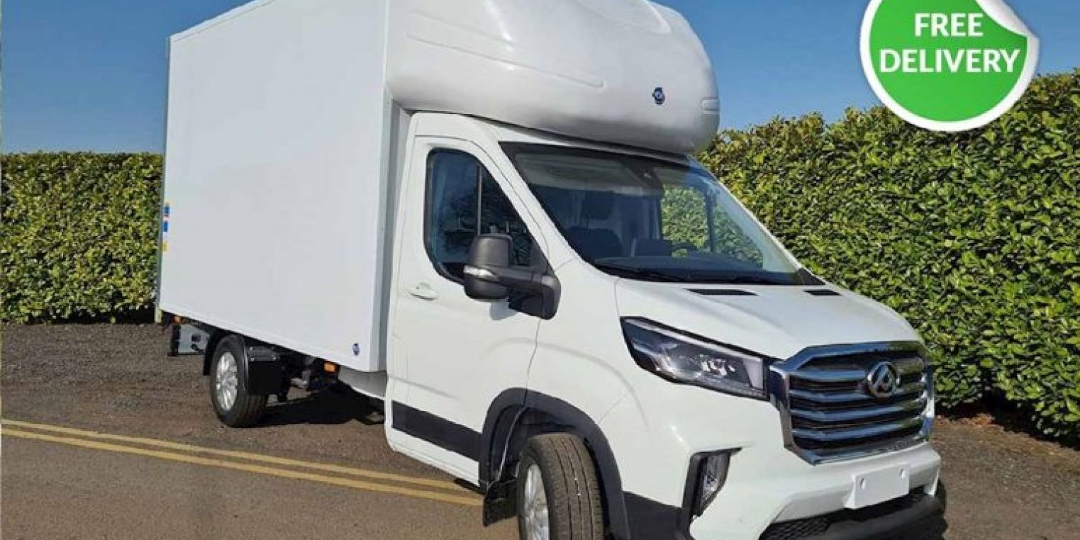 Luton: Maxus E Deliver 9 vs Peugeot e-Boxer