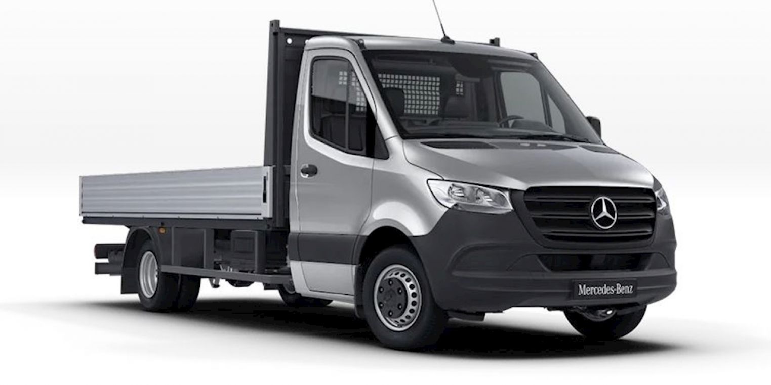 Man eTGE Dropside vs Mercedes-Benz eSprinter Dropside