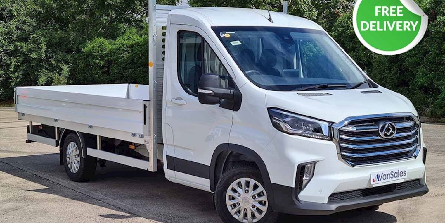 Maxus E Deliver 9 Dropside vs Renault Master Z.E. Dropside