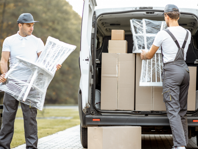 Top 5 Reasons to Buy a Van for Your Business