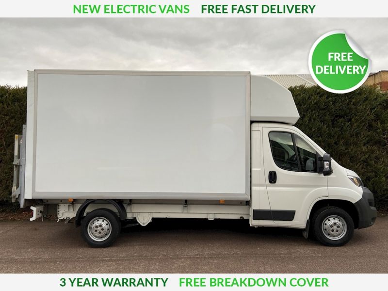 Vauxhall Movano Luton Review