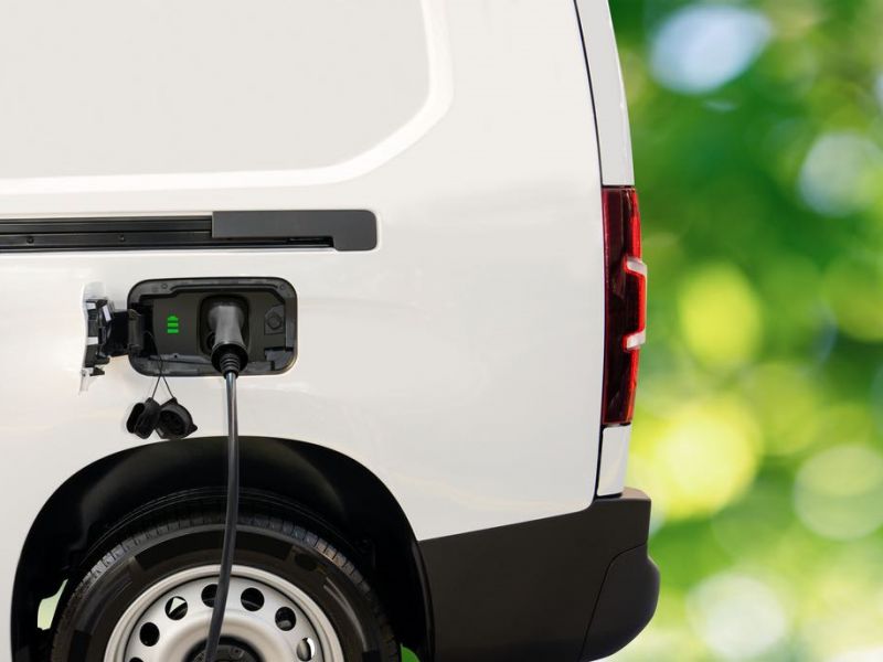 The Electric Van Industry in 2023 – Key Statistics